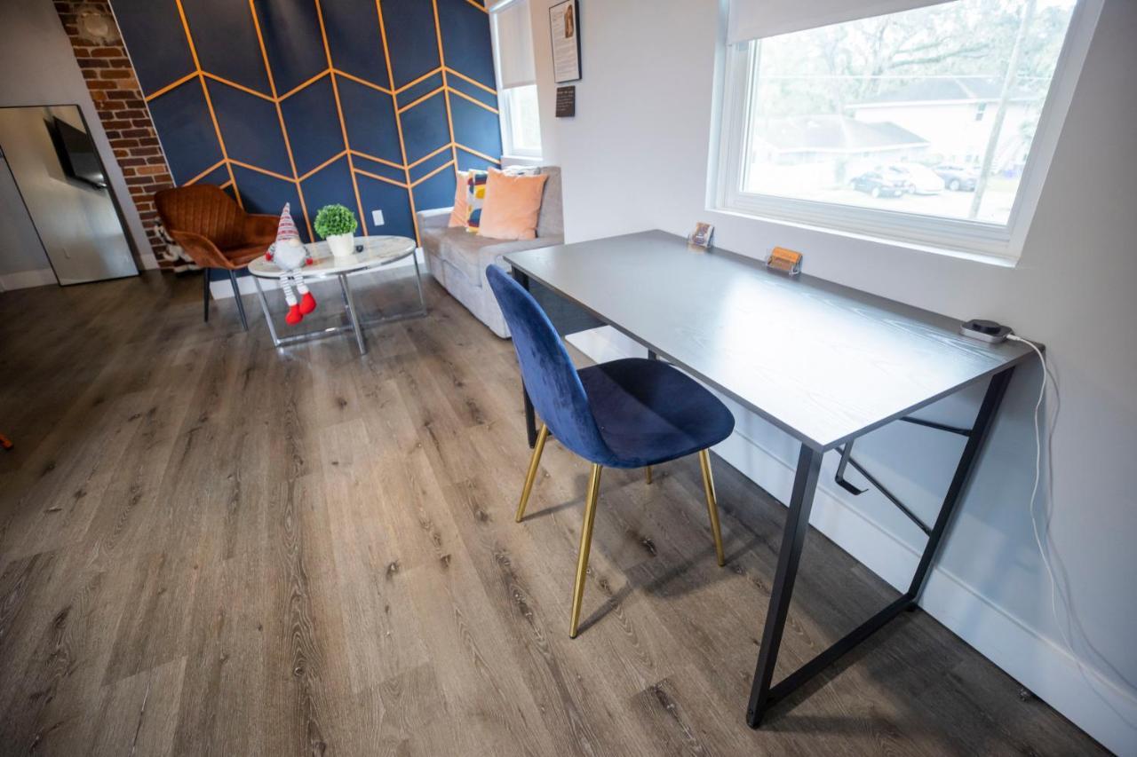 Appartement The Contemporary à Sanford Extérieur photo