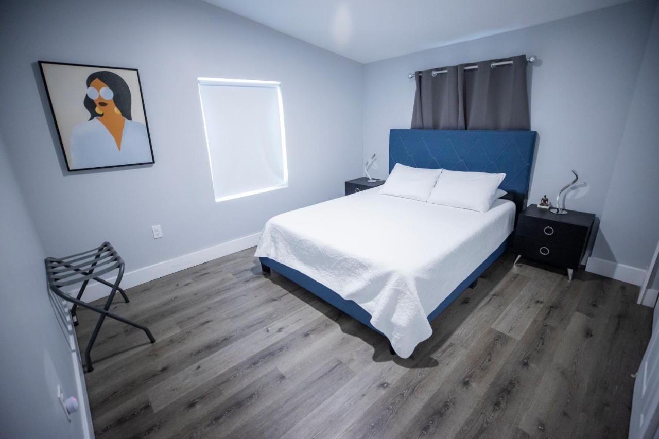 Appartement The Contemporary à Sanford Extérieur photo